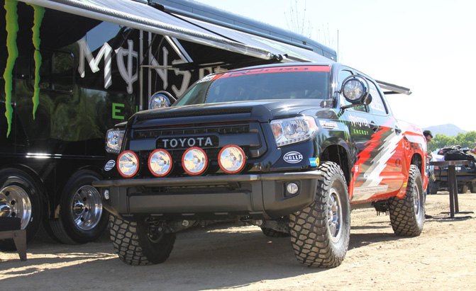 2015 Toyota Tundra Custom